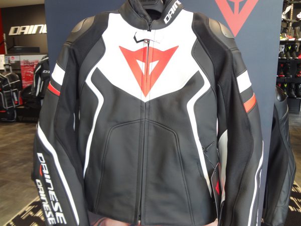 レディース商品を多数入荷しました！
