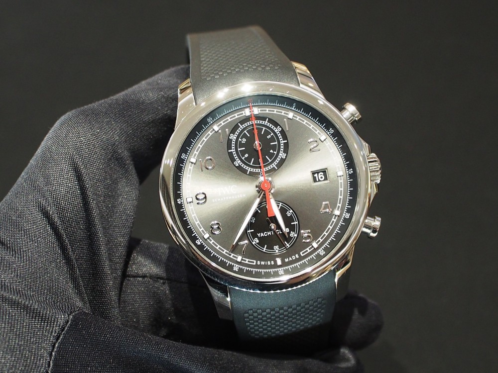 IWCポルトギーゼヨットクラブをサントーニの革ベルトへチェンジ