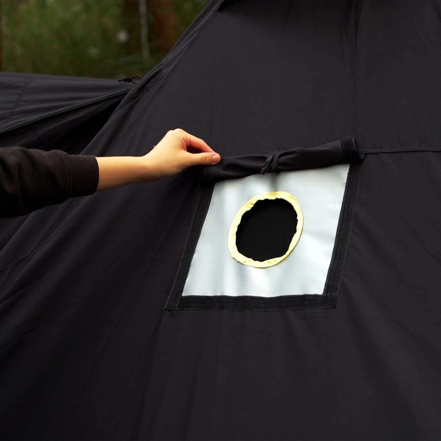 BLACK TIPI V2 ブラックティピーV2 テント 黒 ブラック ワンポール