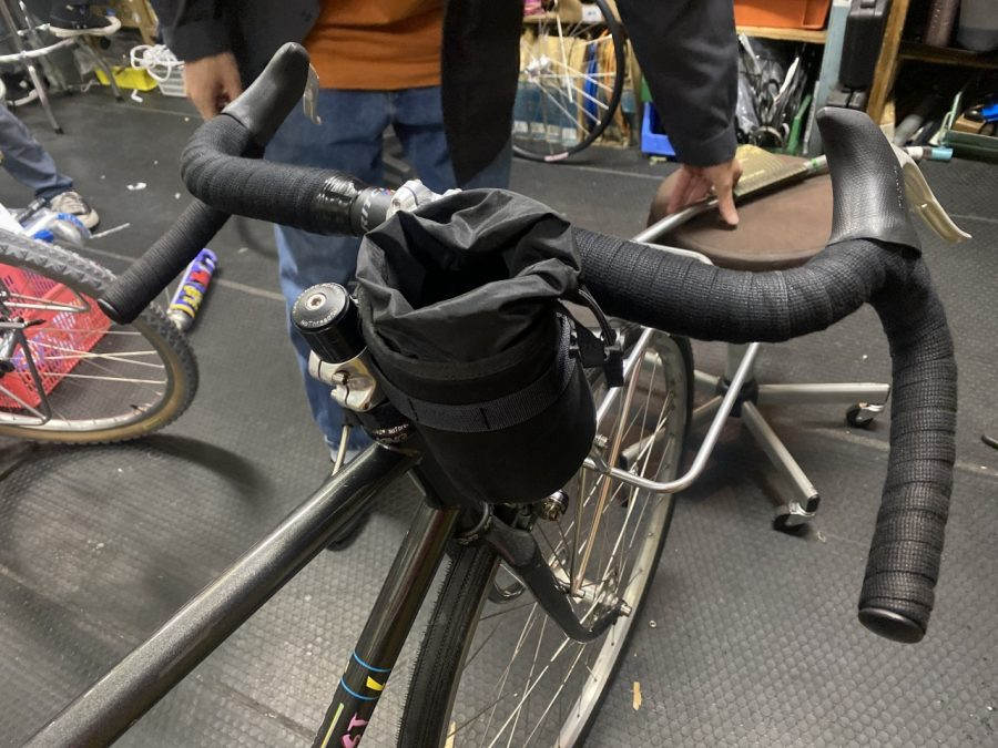 SWIFT INDUSTRIES* bandito bicycle bag (ecopak/black) - BLUE LUG