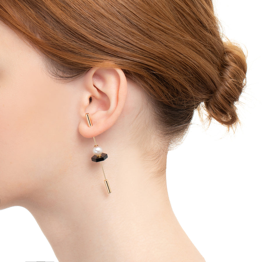 Hirotaka - Hirotaka Spear Earring - Pearl & Onyx - Earrings