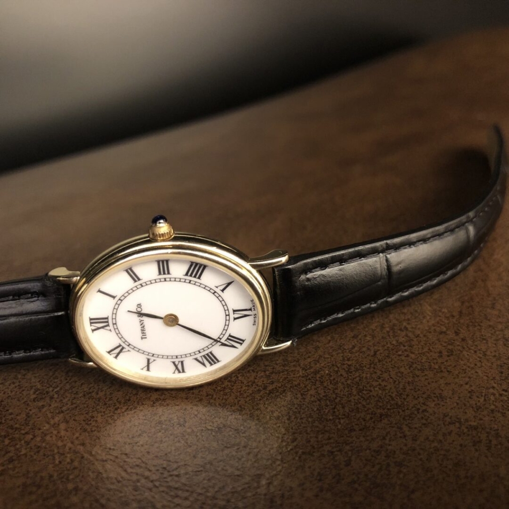 TIFFANY＆CO(ティファニー)オーバルフェイス ローマ数字インデックスの