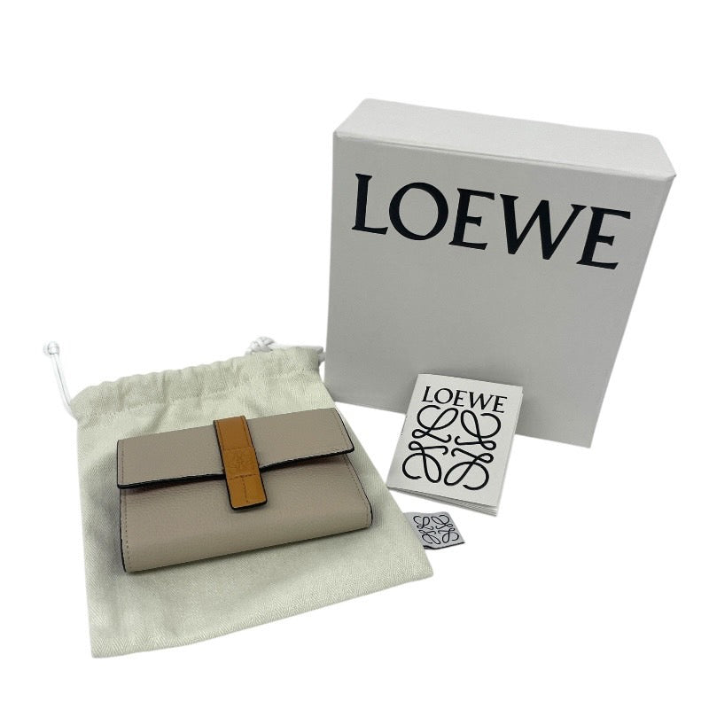 LOEWE】ロエベ バーティカル ウォレット スモール C660S86X04 三つ折り
