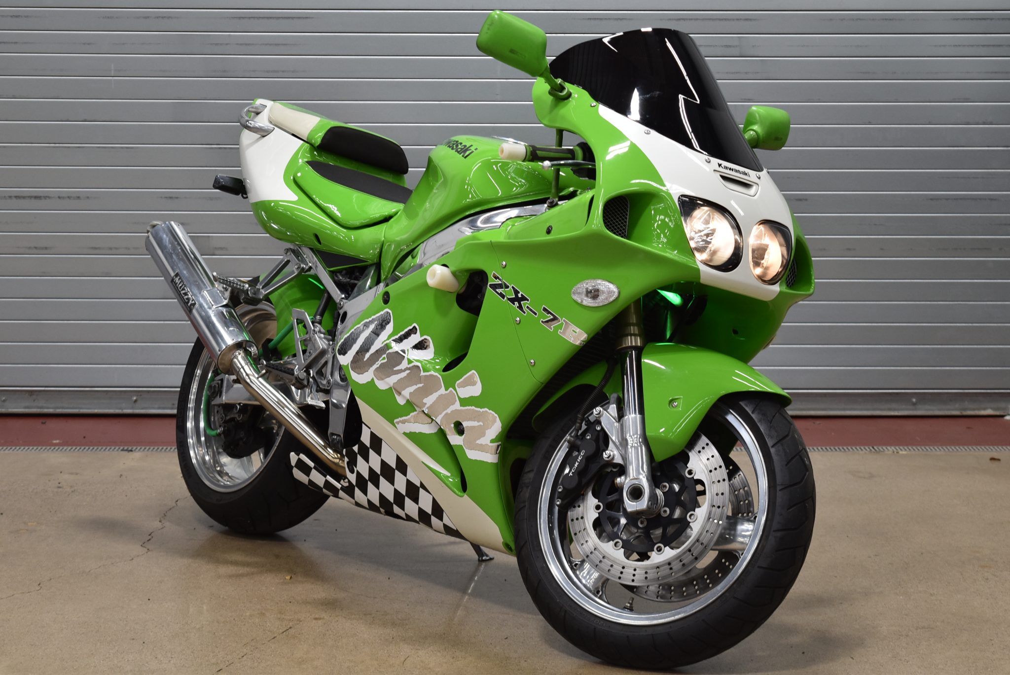 No Reserve: One-Owner 1999 Kawasaki Ninja ZX-7R for sale on BaT