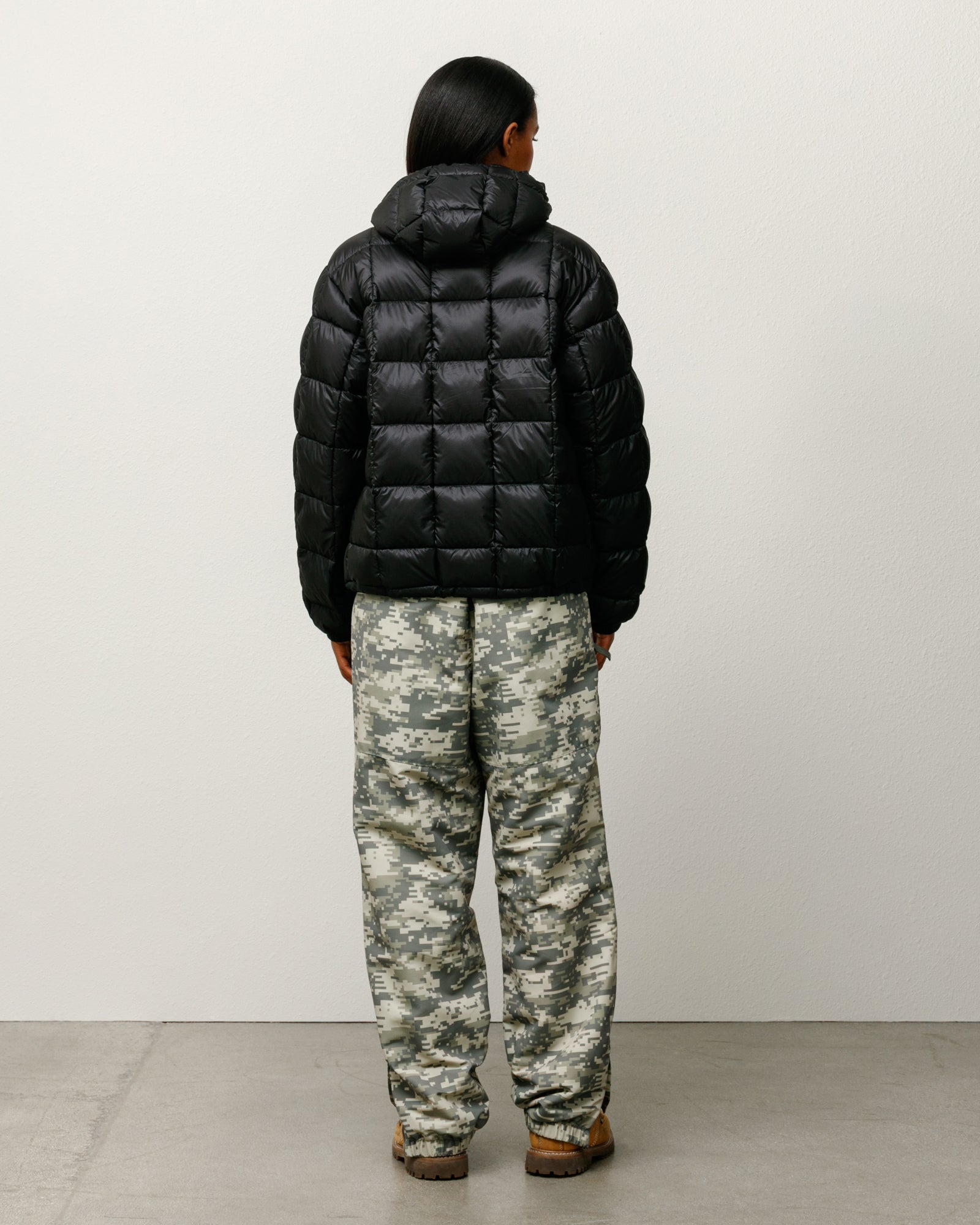 Midweight Hooded Puffer – Black | Outerwear | Stüssy Canada