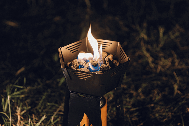 THE IRON FIELD GEARから薪を使わず炎を楽める「EASY FIRE」登場