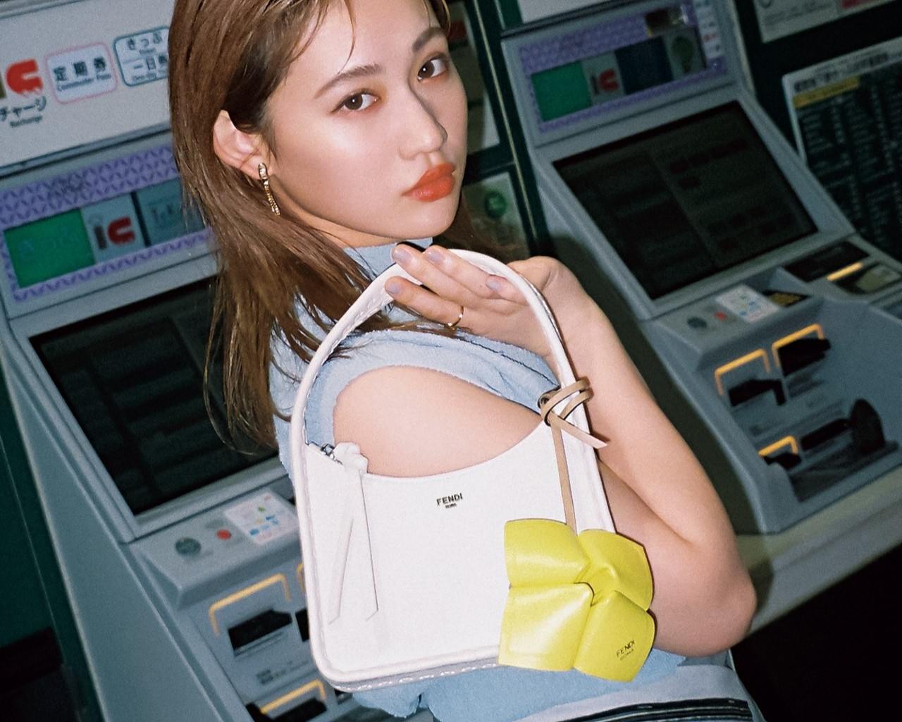 FENDI新作】ホーボーバッグやトートなど、憧れの「フェンディ