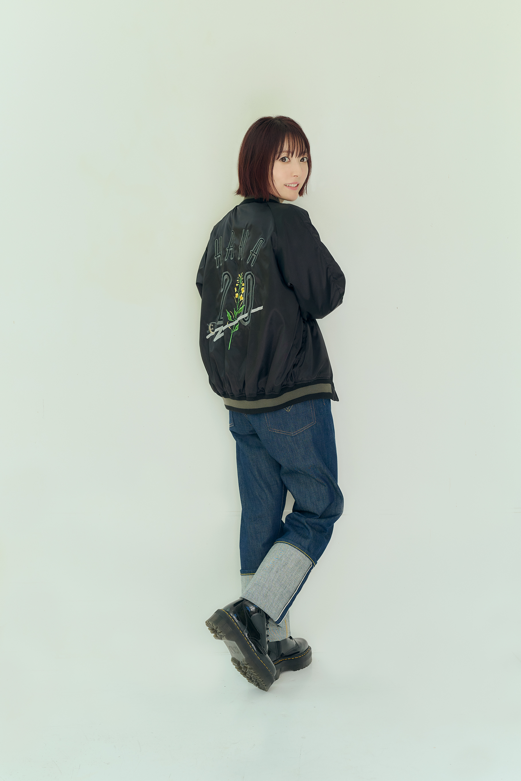 花澤香菜：20周年記念オリジナルスカジャン | きゃにめ