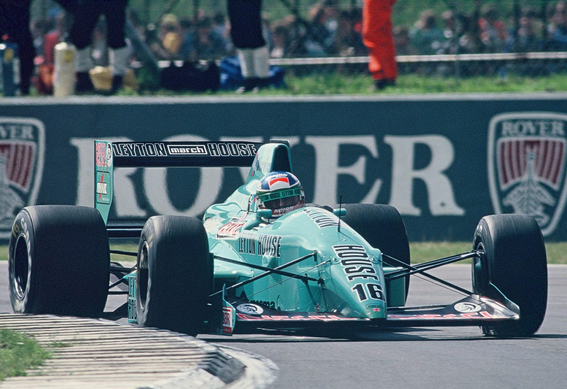 F1のスーパーデザイナー、エイドリアン・ニューウェイ著「HOW TO BUILD