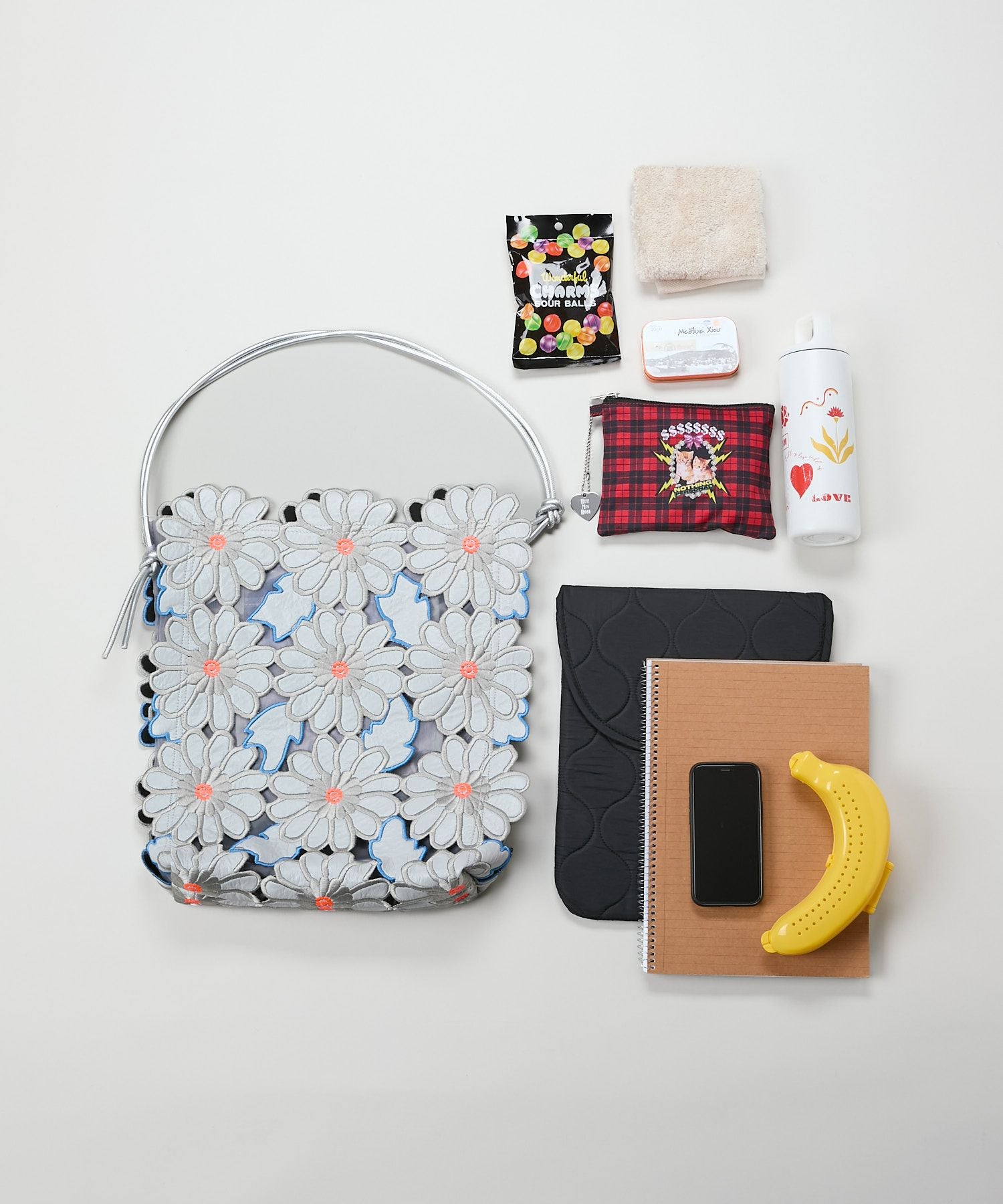 HEY! Mrs ROSE(ヘイ！ミセスローズ)フラワー刺繍トート | CASSELINI