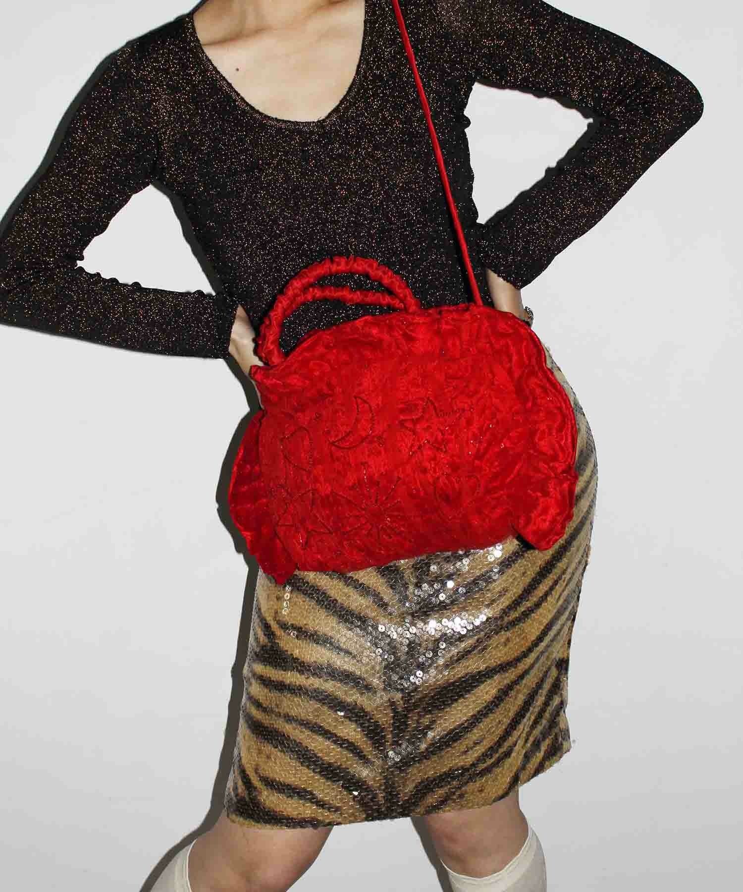 HEY! Mrs ROSE(ヘイ！ミセスローズ)Velvet Gyoza Bag | CASSELINI