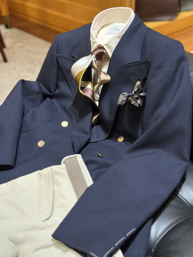 パリジャンな、紺ブレ｜ビームス ハウス メン 神戸｜BEAMS