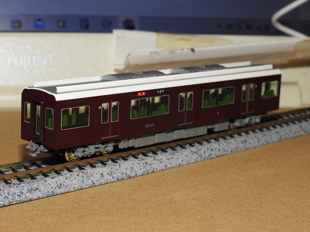 KATO】阪急9300系(9305F)の8両編成が入線！ - 新つなぐ☆ひろがる