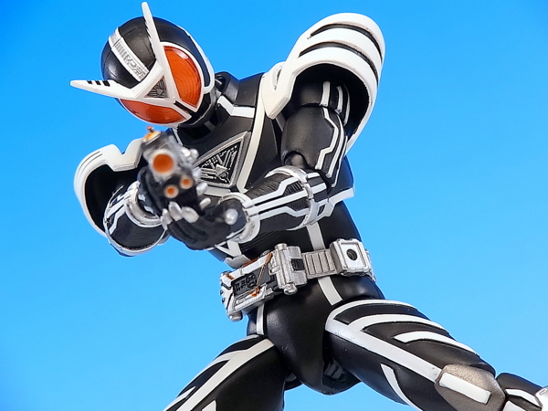 S.H.フィギュアーツ 仮面ライダーデルタ レビュー - YOの玩具箱