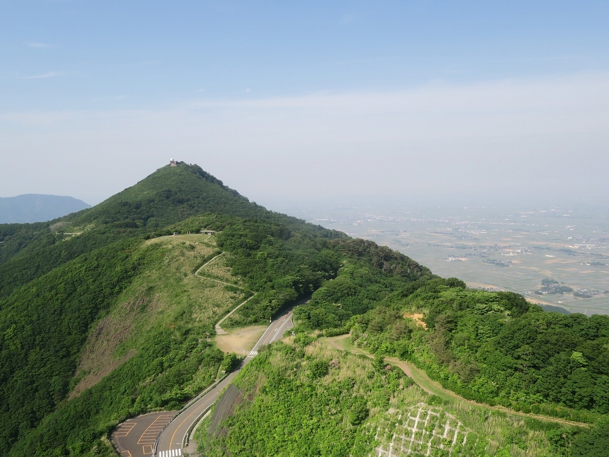 山の上のタワーからの360度に広がるパノラマの景色！新潟県「弥彦