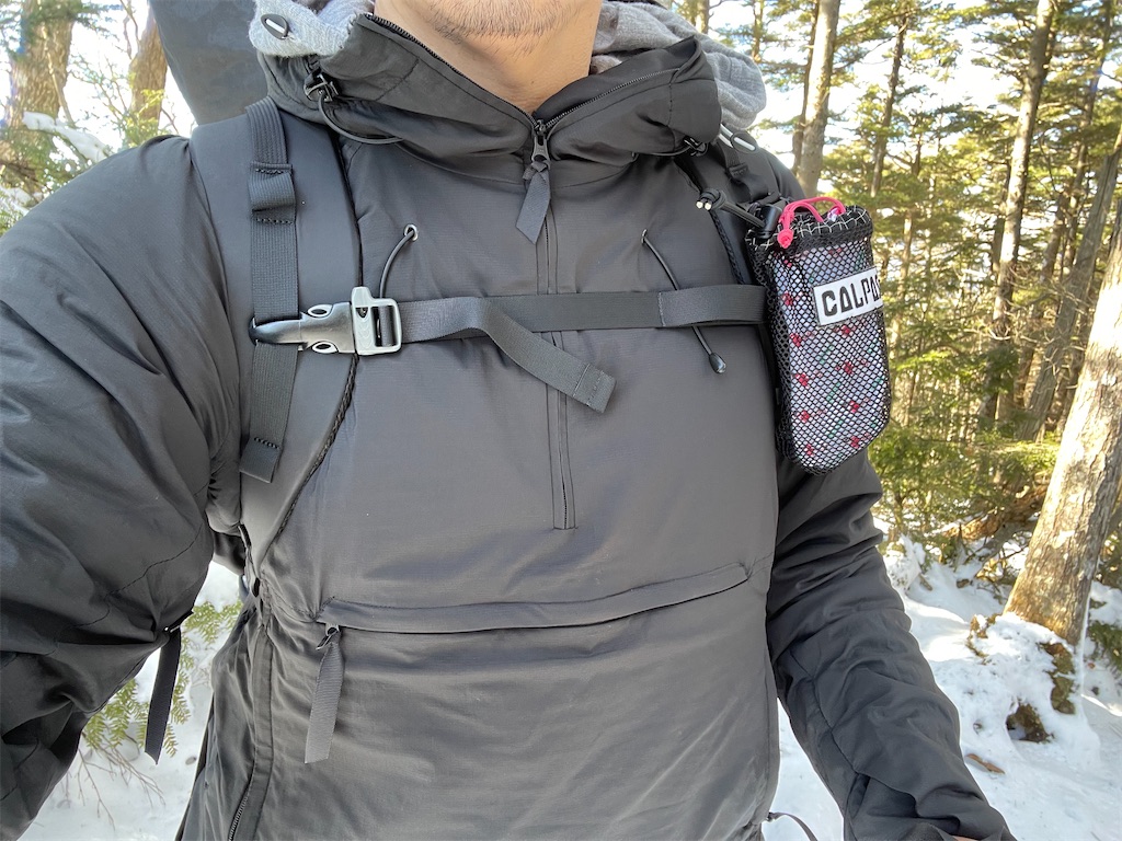 冬山での行動着『山と道 Alpha Anorak/アルファアノラック』汗抜けが