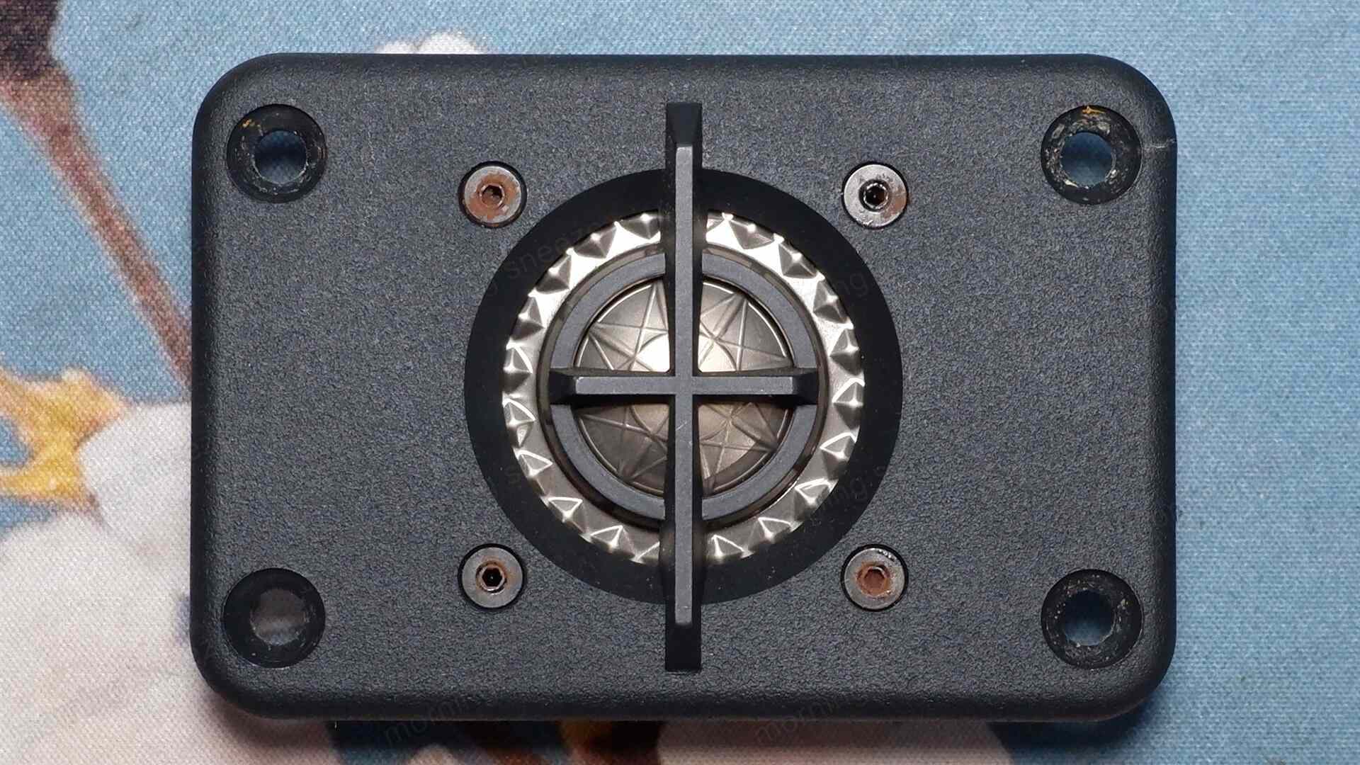 JBL J316 PRO をメンテナンスする - いつか消える文章