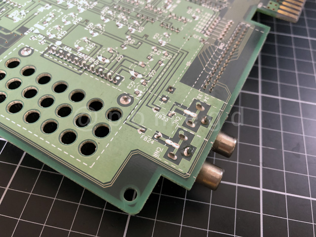 CPS2マザーボードの錆びついたRCA端子を交換 - はじまりはビープ音