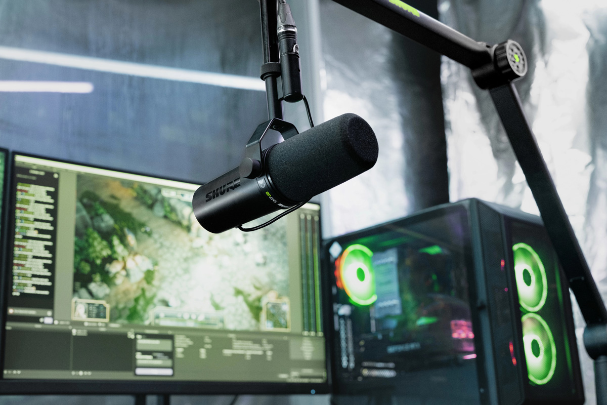 配信でも人気のダイナミックボーカルマイクShure SM7Bにプリアンプを