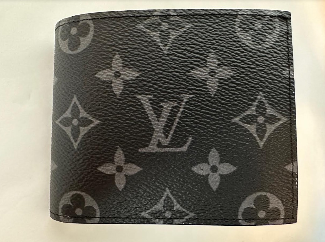 LOUIS VUITTONモノグラム エクリプス ポルトフォイユ・マルコ NM