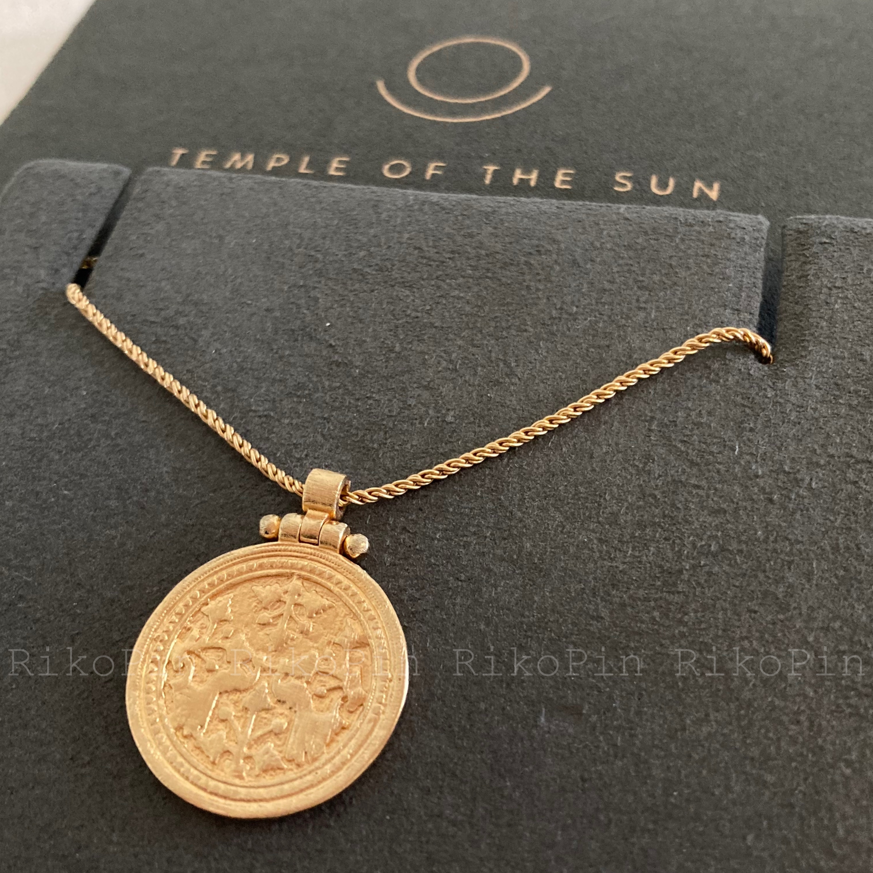 TEMPLE OF THE SUN】Peacock コインネックレス ゴールド 18k (TEMPLE