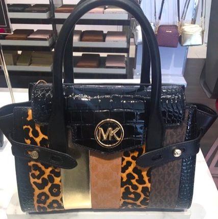 レオパード（ヒョウ柄） Michael Kors(マイケルコース) バッグ・カバン