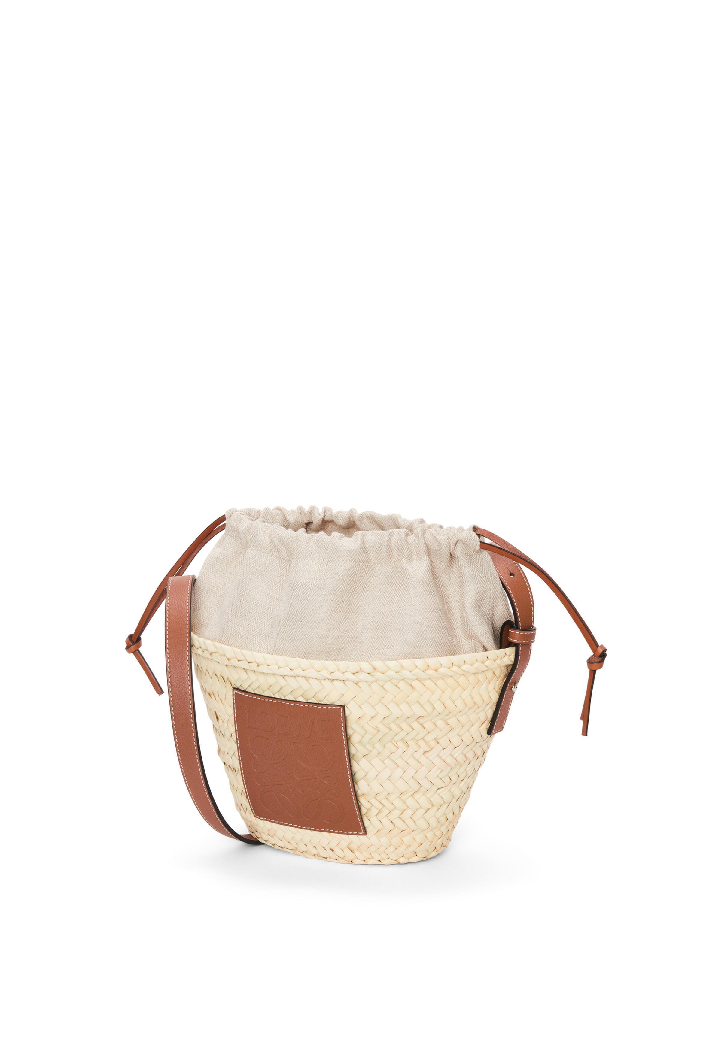 新作【国内即発】LOEWE ドローストリングバケットバッグ＊カゴ (LOEWE