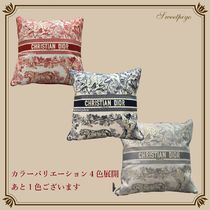 Dior☆クッション 刺繍 動物 正方形 枕 インテリアとしても◎ (Dior
