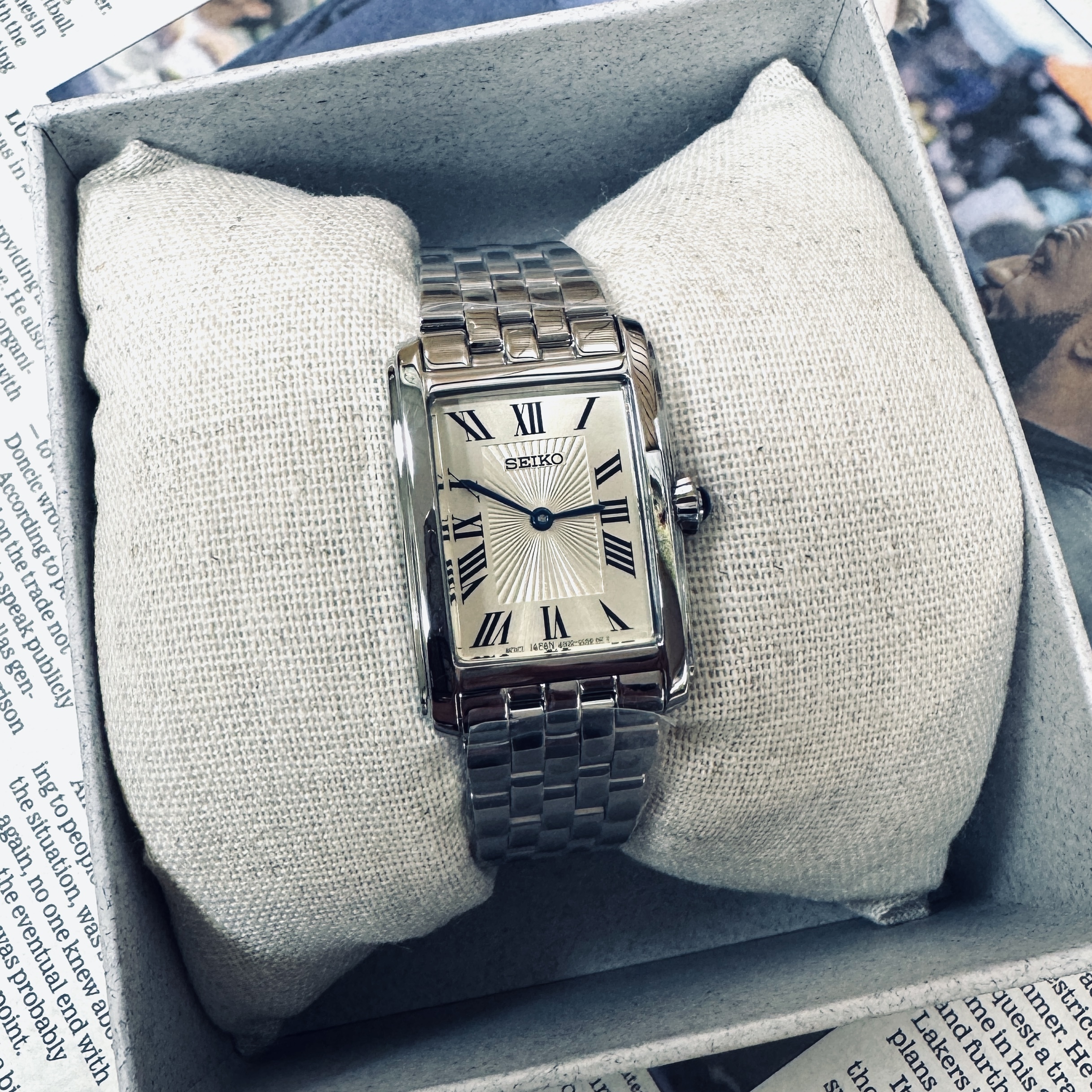 ☆逆輸入☆SEIKO ESSENTIALS TWO-TONE STAINLESS LADIES WATCH (SEIKO