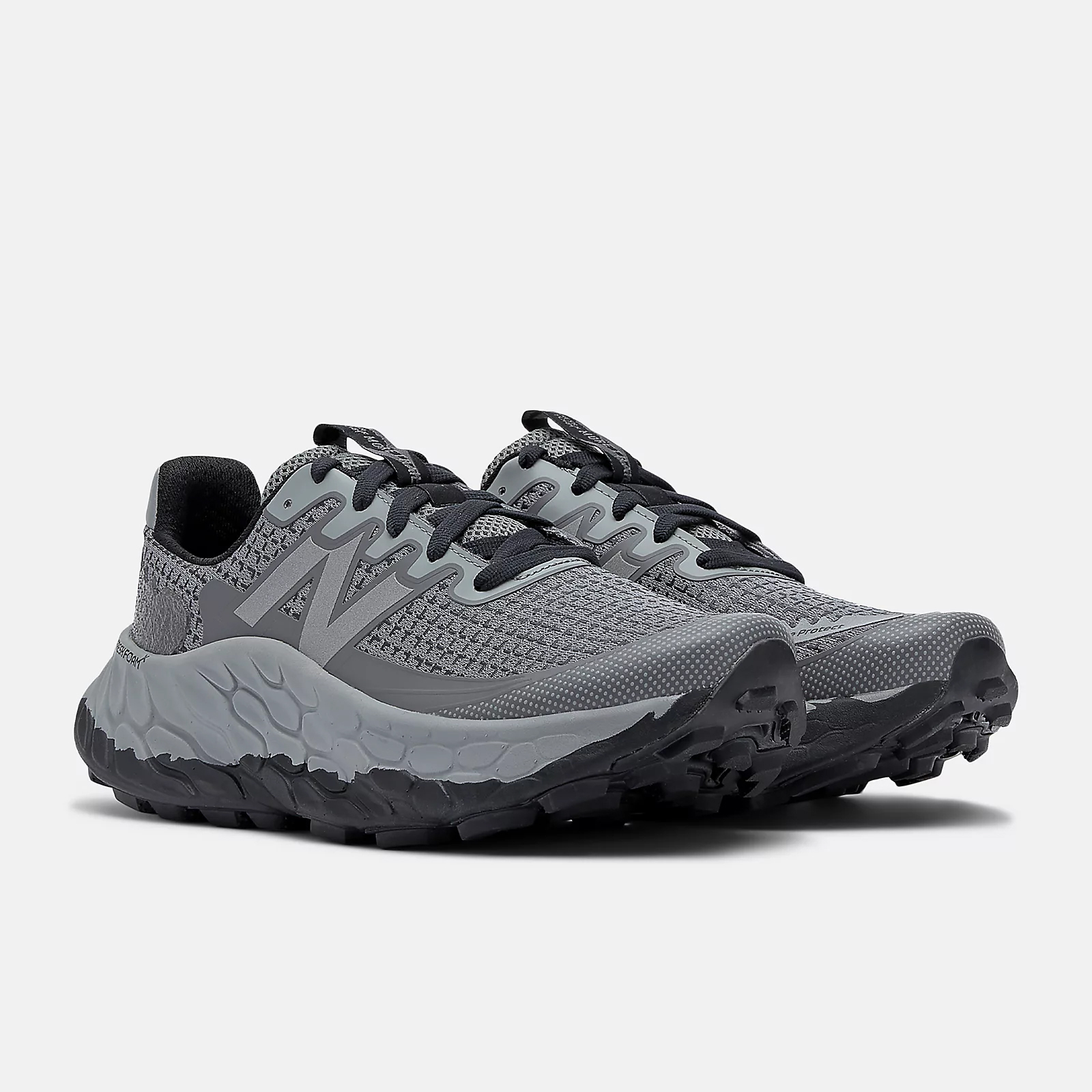 ☆New Balance x Cayl☆FRESH FOAM X MORE TRAIL V3☆追跡可 (New