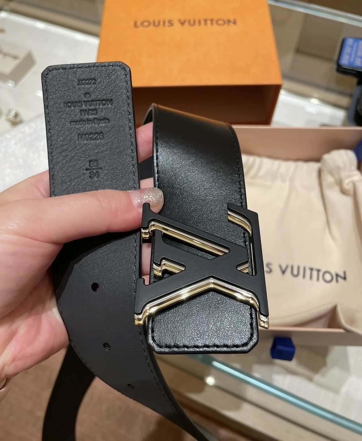 存在感あるLVロゴバックル♪】Louis Vuitton☆ベルト (Louis Vuitton