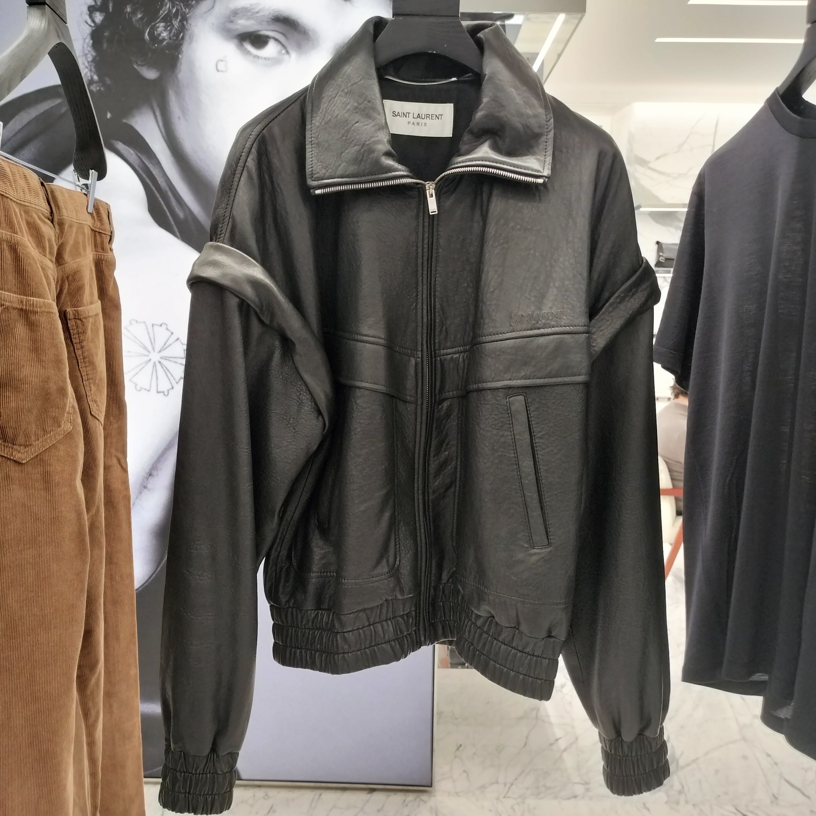 Saint Laurent《ボンバージャケット》ラムスキン ブラック 直営 (Saint