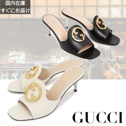 ホワイト（白）系 GUCCI(グッチ) サンダル・ミュール(レディース