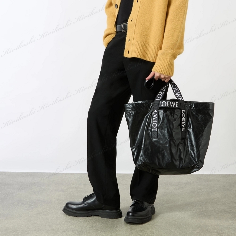 ◇LOEWE 最新作◇ロゴ入り フォールド ショッパーバッグ/Black
