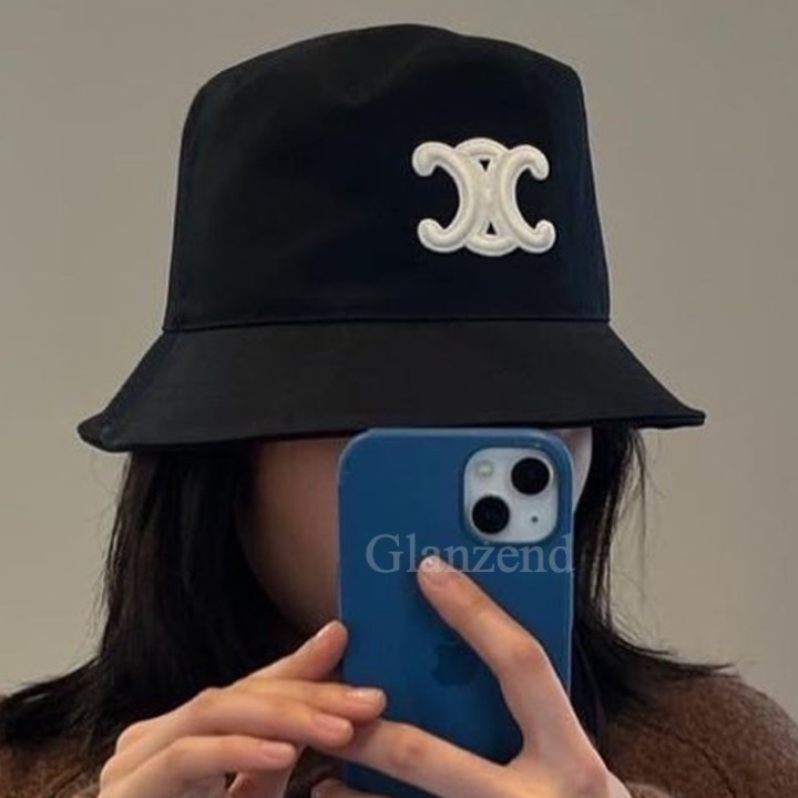 ☆大人気☆【CELINE】トリオンフ コットン バケットハット (CELINE
