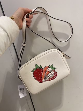 いちご Coach(コーチ) バッグ・カバン(レディース) - ブランド通販のBUYMA