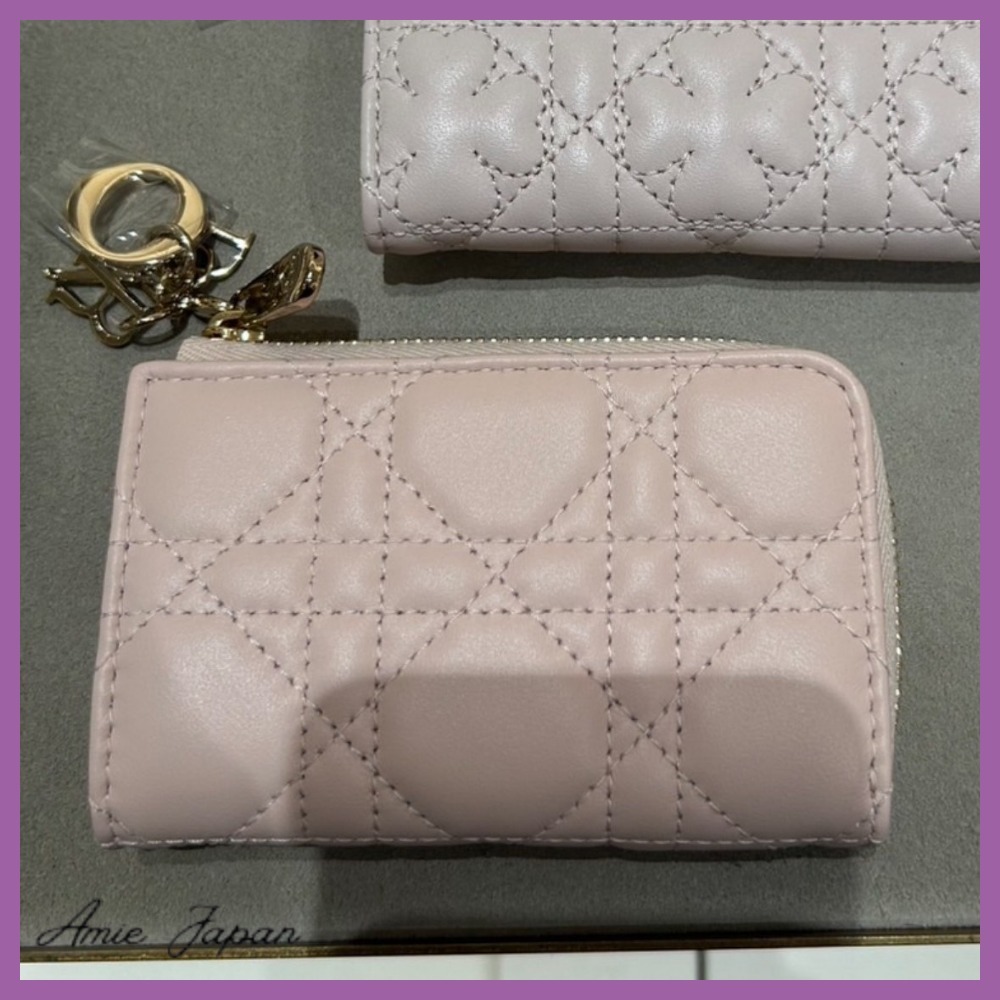 日常に溶け込む上質感♡】Lady Dior Yuzu キーケース (Dior/キーケース