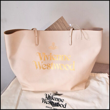 A4サイズ収納可 Vivienne Westwood(ヴィヴィアンウエストウッド