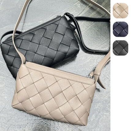 ベージュ系 BOTTEGA VENETA(ボッテガヴェネタ) ショルダーバッグ