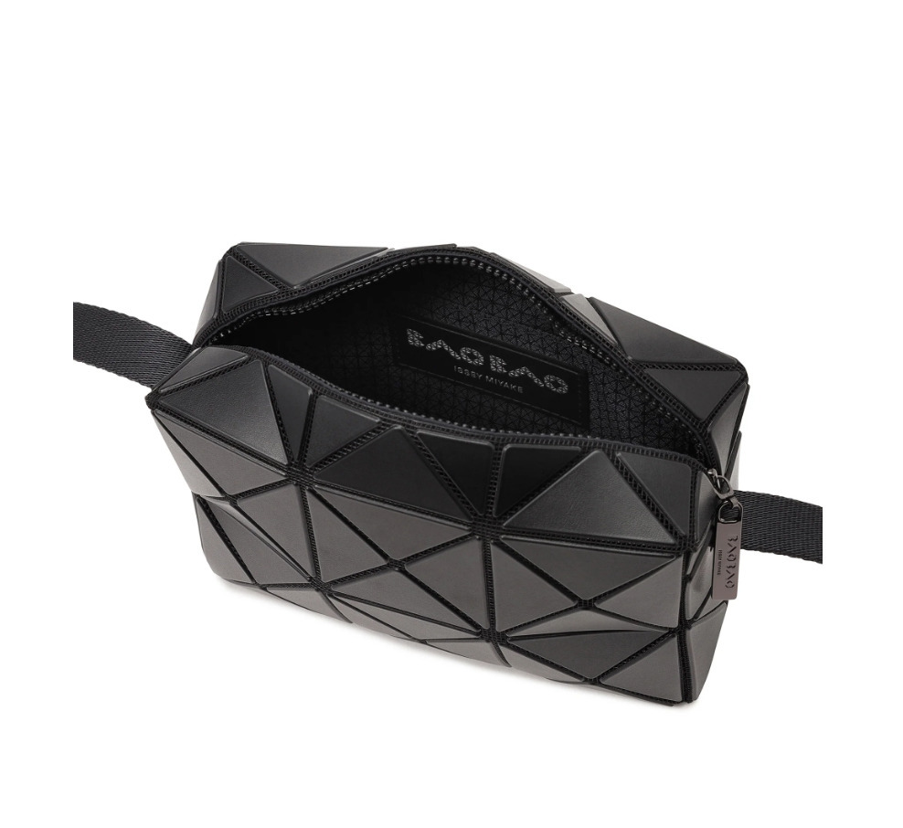 国内発送【BAO BAO ISSEY MIYAKE】CUBOID ショルダーバッグ (BAOBAO