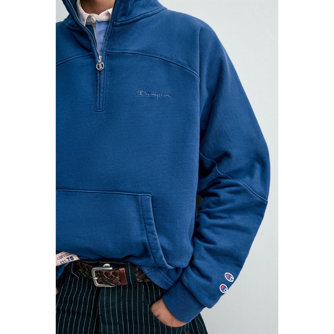 ZARA］CHAMPION X ZARA ジッパーネック スウェットシャツ (ZARA