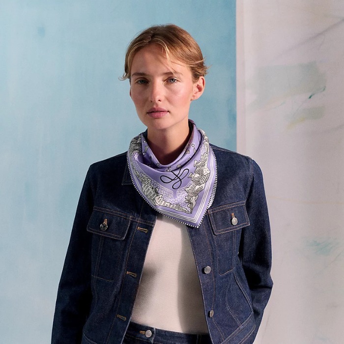 日常にさりげない贅沢を【HERMES】シルクバンダナ《星降る渓谷
