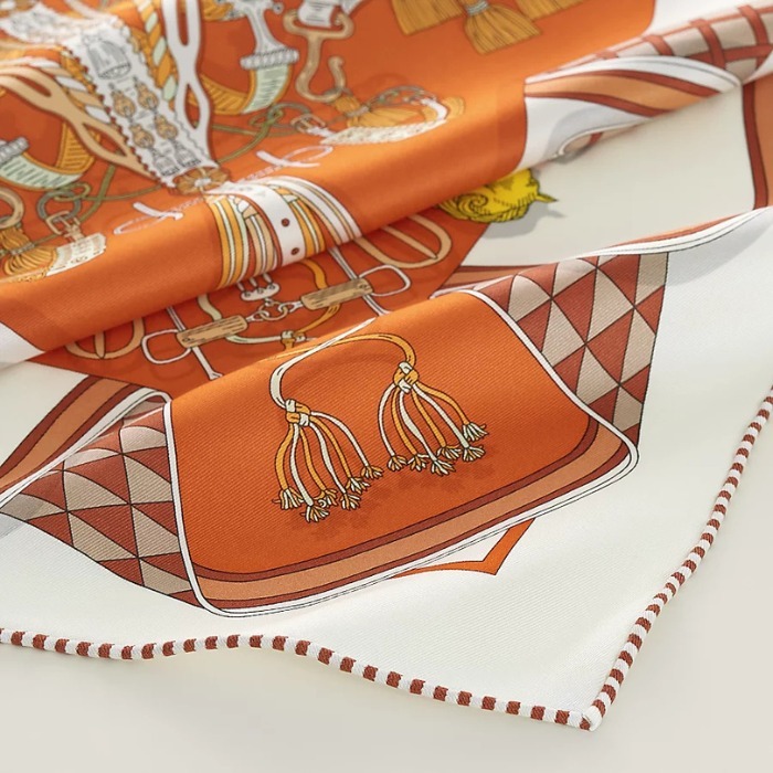 極上の肌触り【HERMES】カレ 70 《鞍職人の花束》2025SS (HERMES