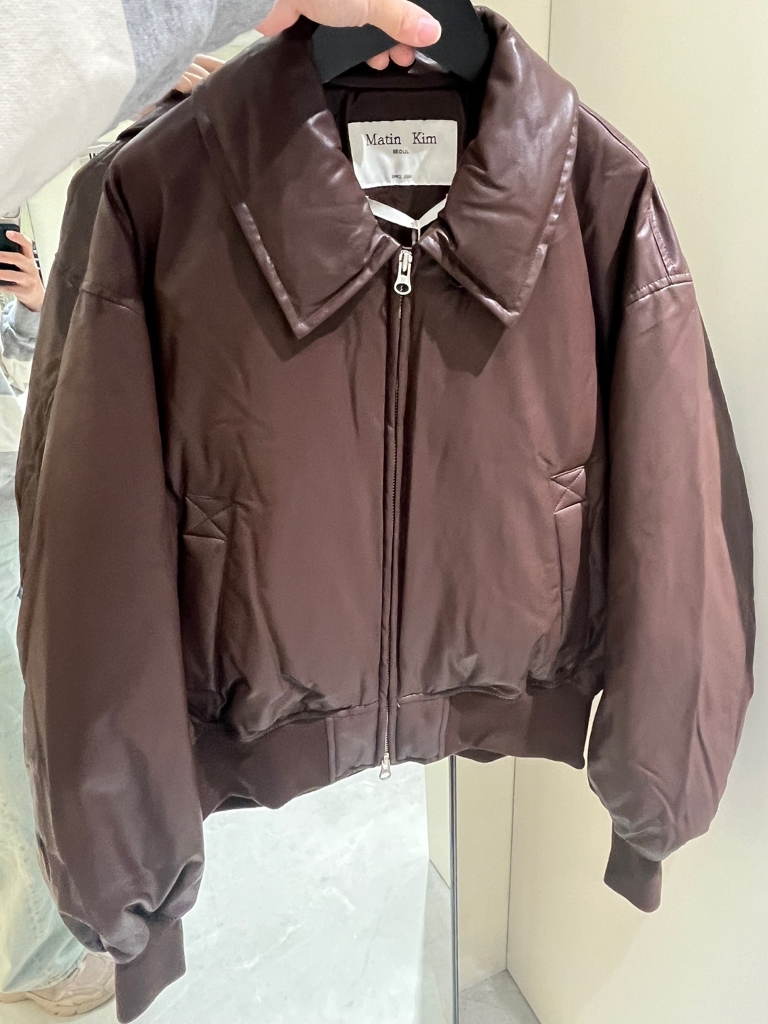 Matin Kim】FAUX LEATHER DOWN JUMPER aespaニンニン着用 (Matin Kim