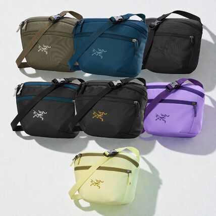 パープル（紫）系 ARC'TERYX(アークテリクス) バッグ・カバン