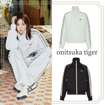 TWICE モモ onitsuka tiger(オニツカタイガー) - ブランド通販のBUYMA