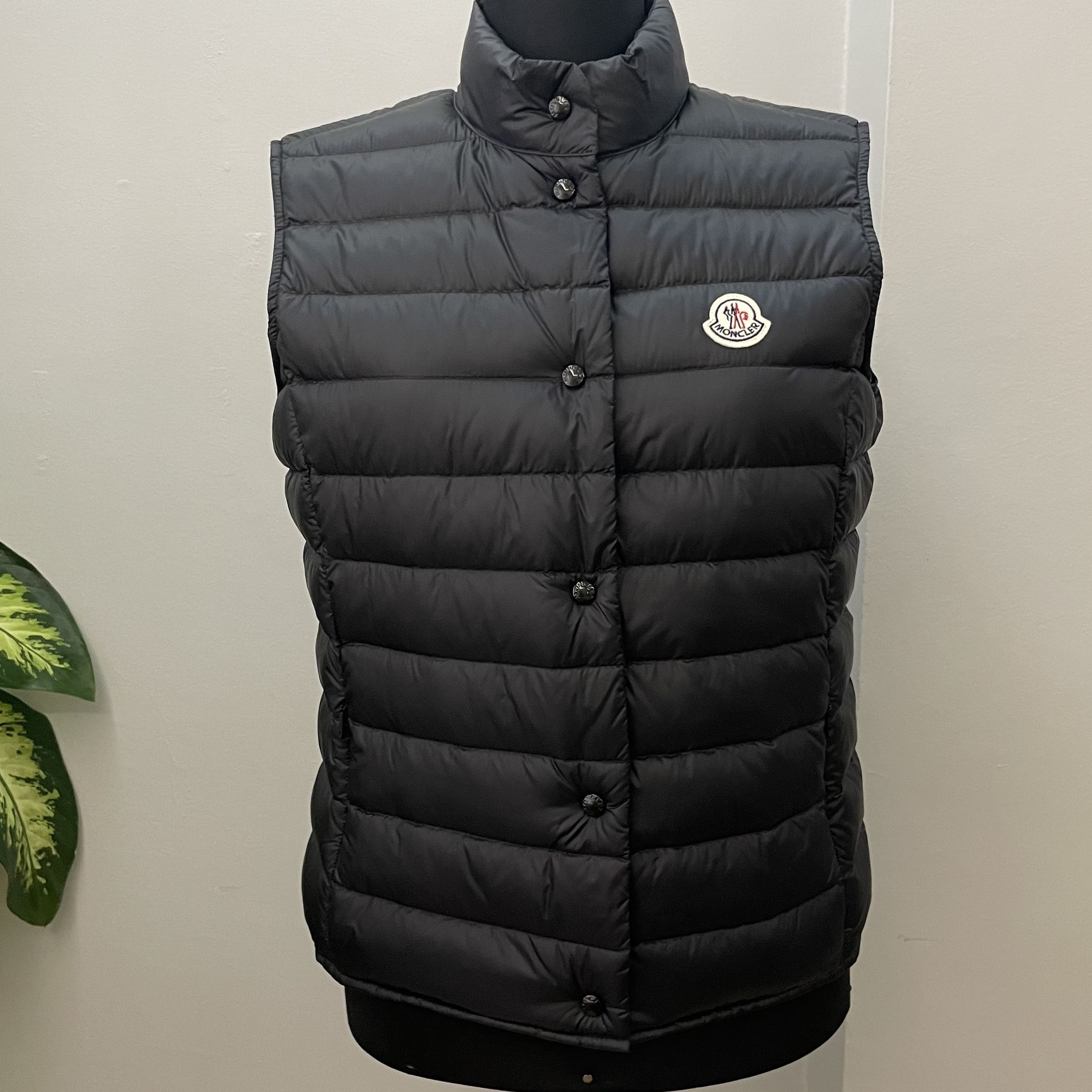 MONCLER(モンクレール) レディース人気ダウンベスト【2024-25秋冬