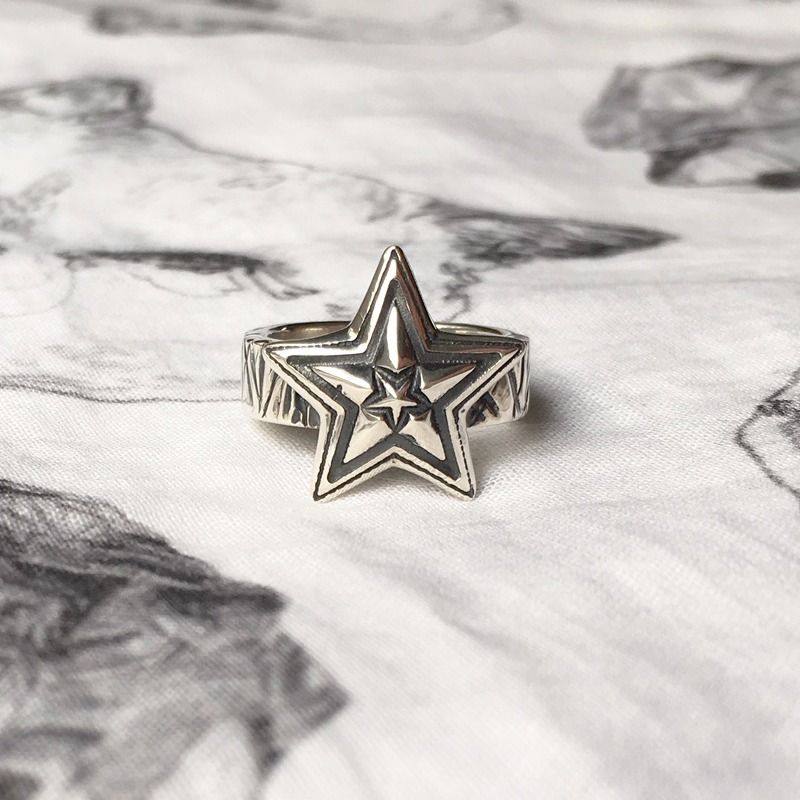 ☆ Cody Sanderson ☆ Tiny Star in Star with Cat Scratch Ring (Cody