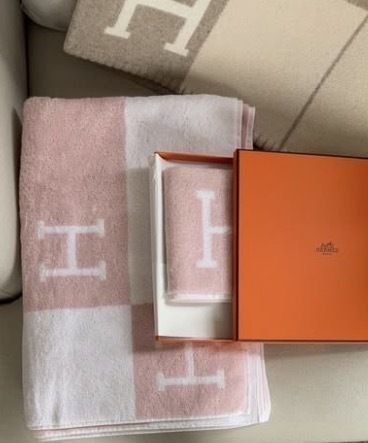 ギフトに最適HERMESエルメス☆Avalonアヴァロン☆バスタオル (HERMES