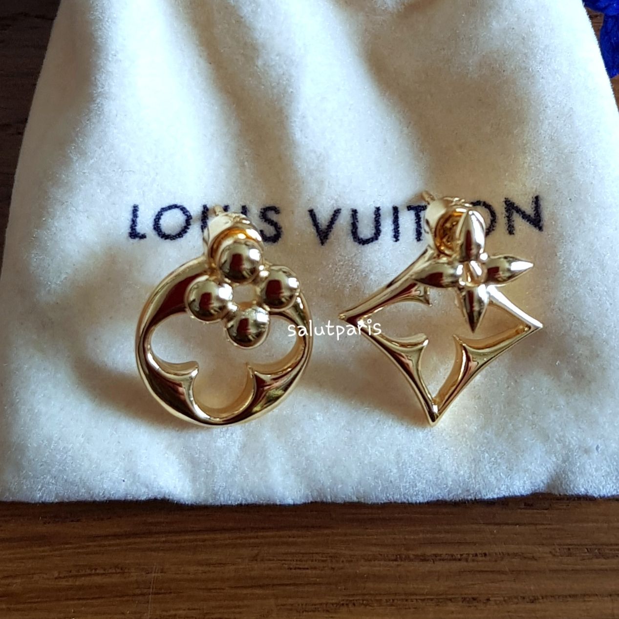 送料込*ルイヴィトン*ブックル ドレイユピュスLVフラワーグラム (Louis